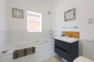 Photo 25- click for photo gallery